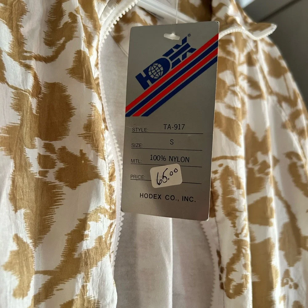 Floral Zip-Up Jacket - Picture 5 of 5